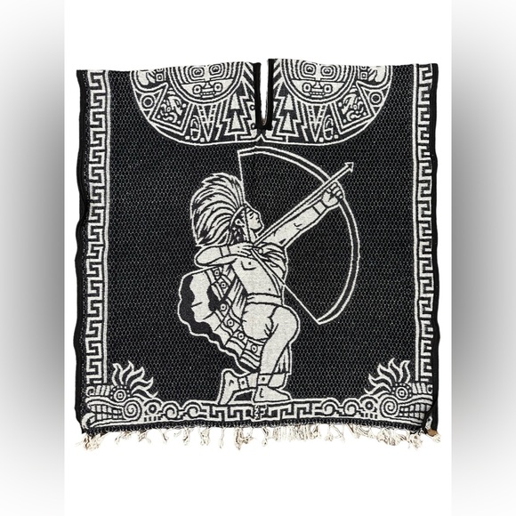 Unisex Mexican Poncho Aztec Warrior - Picture 4 of 7